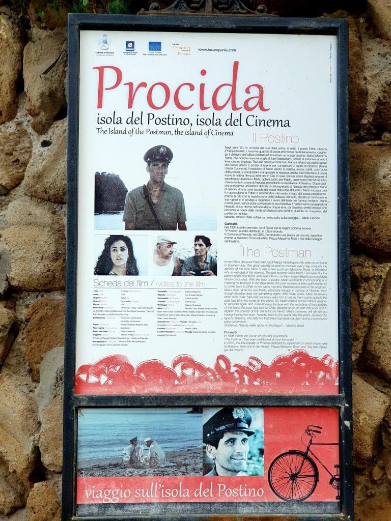 Procida - L'Isola del Postino