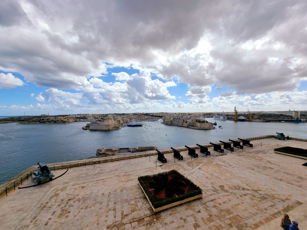 Malta - Giardini di Valletta e tre città