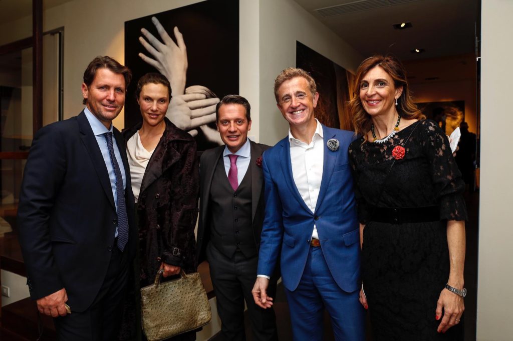 Gallery Hotel Art  - da sinistra: Salvatore Ferragamo, la moglie Christine Maninger, Matteo Gentile e Valeriano Antonioli di Lungarno Collection