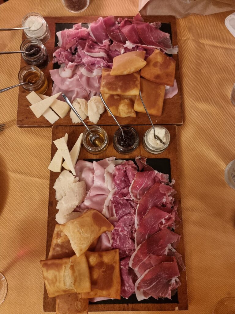 Tagliere di salumi tipici da Principessa Pio