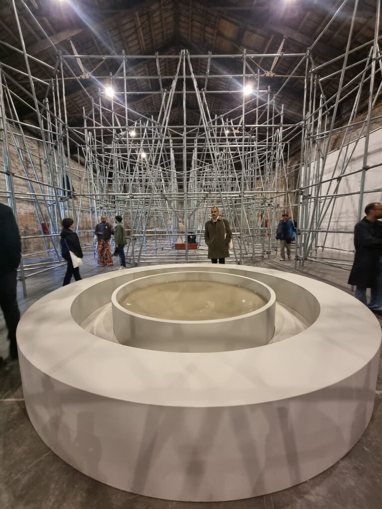 Il Padiglione Italia di Massimo Bartolini