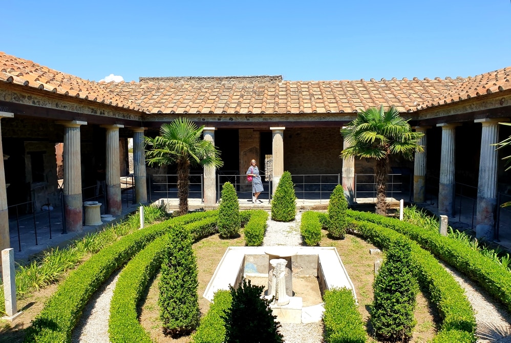 Pompei - Peristilio di una domus