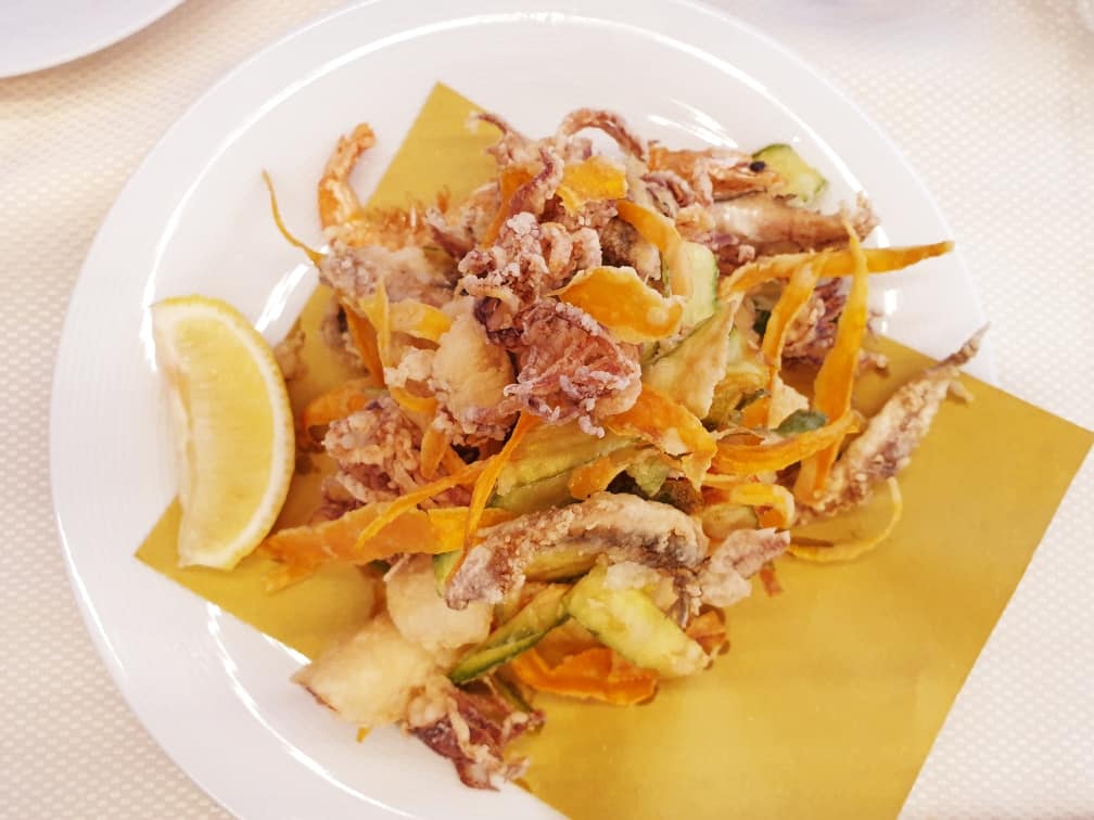 Carrara - Fritto di mare e verdure