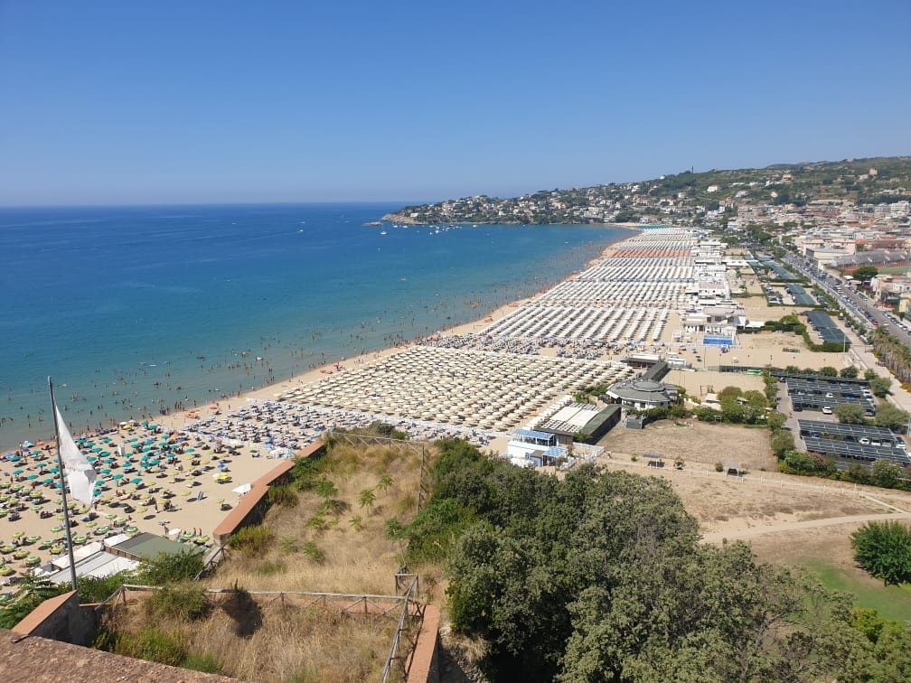 Gaeta: spiaggia del Serapo