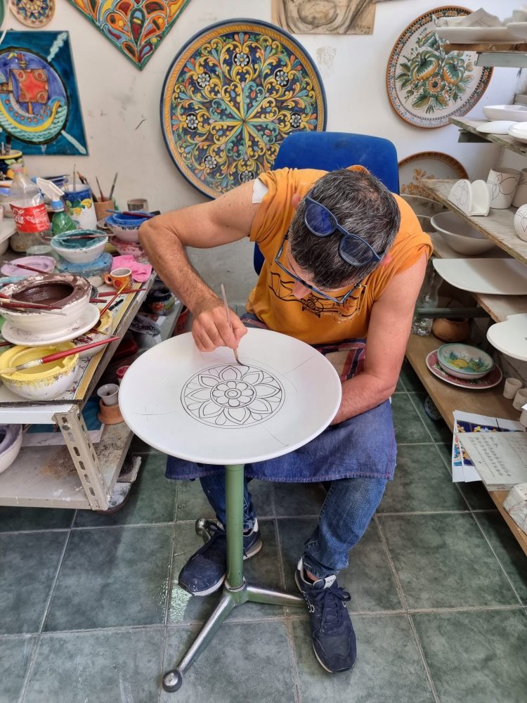 Luigi dal Forno, artigiano della ceramica di Vietri