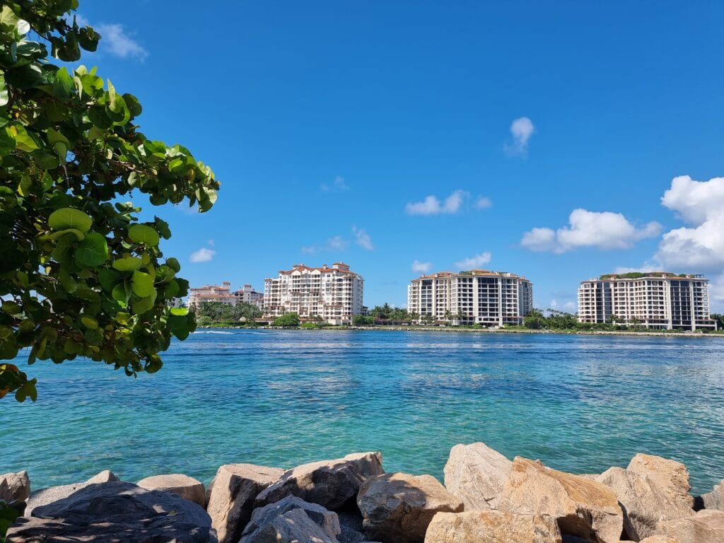 South Pointe Park e Fisher Island