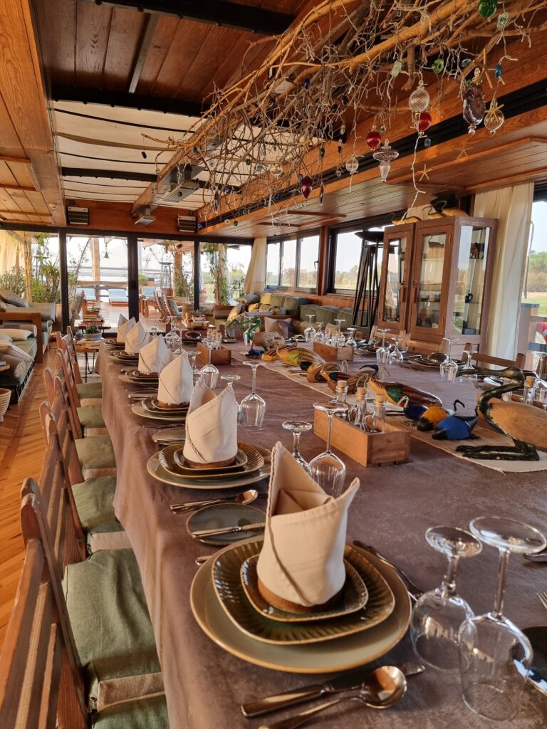 Tavolo sociale a bordo della Eyaru