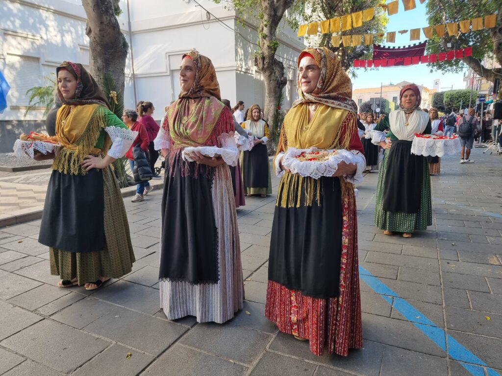 La sfilata dei pani is coccois alla festa di Sant'Antioco