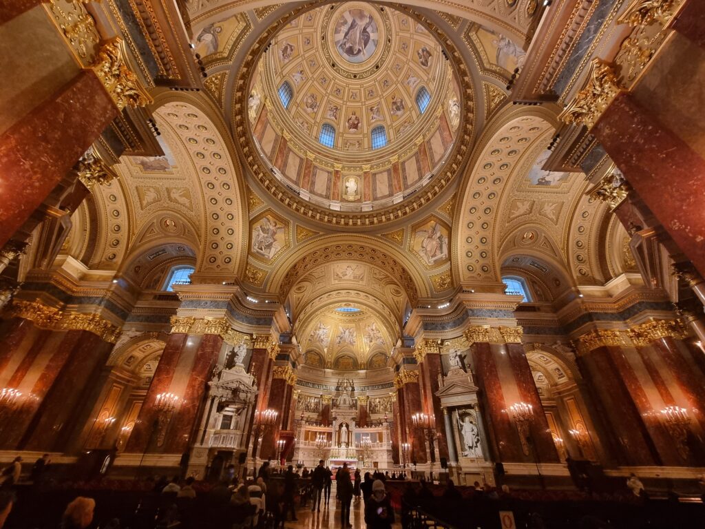 Budapest: Basilica Santo Stefano