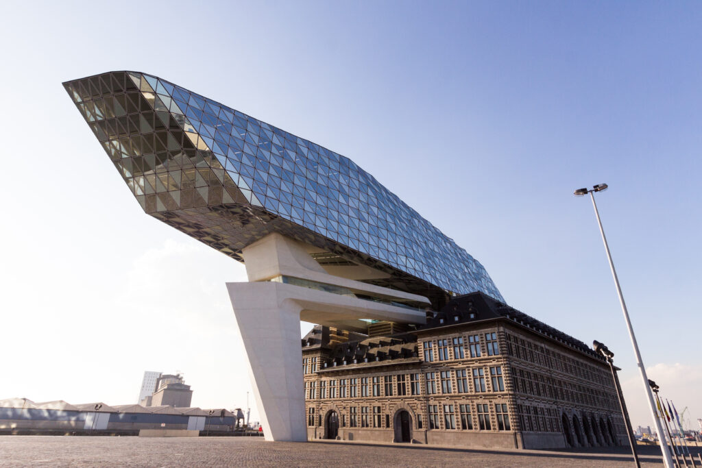 Port House di Anversa su progetto di Zaha Hadid