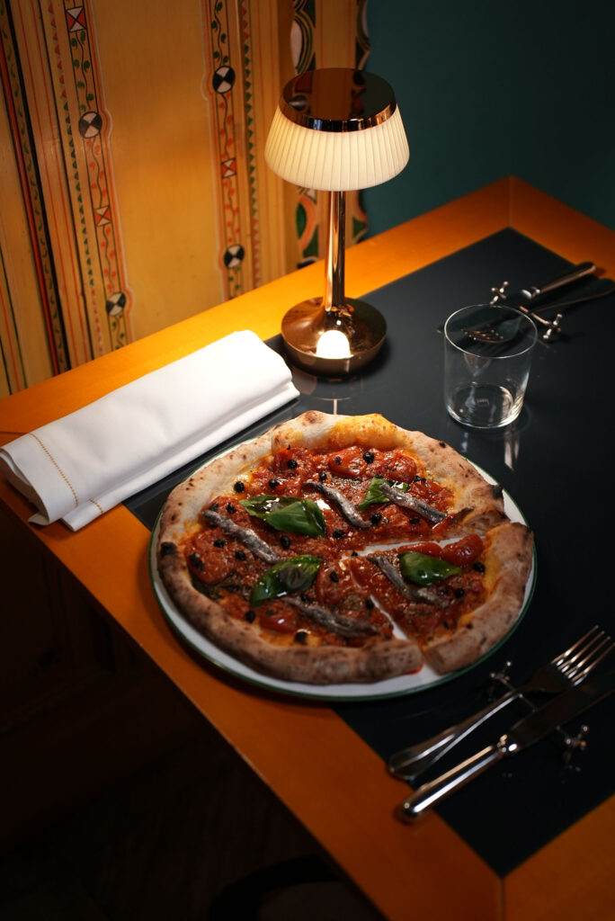 La pizza di Vico Pizza and Wine