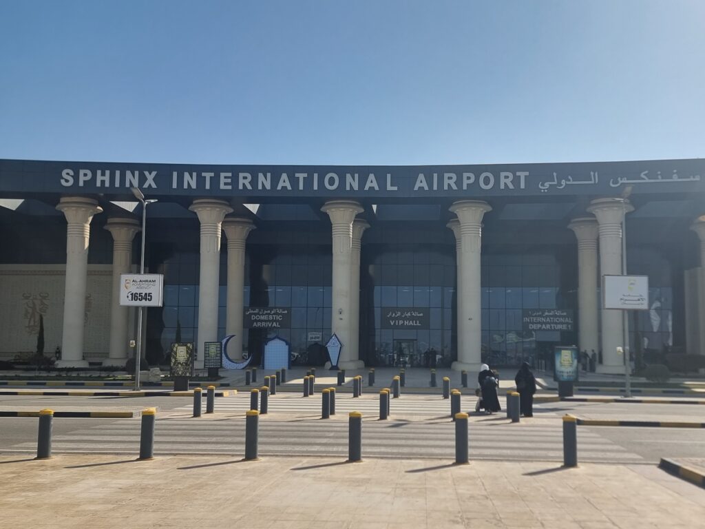 Il nuovo Sphinx Airport a Giza