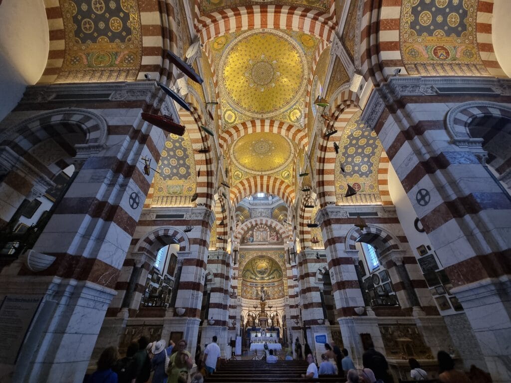 Marsiglia: interni Notre Dame de La Garde