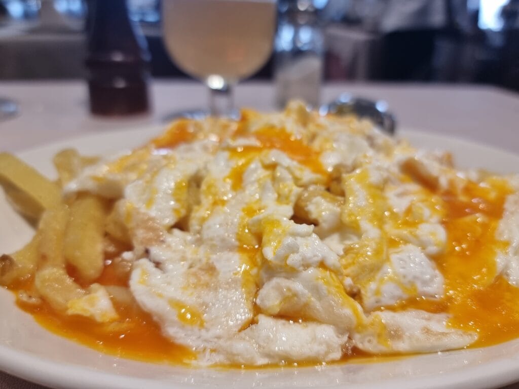 Madrid: "huevos rotos" di Casa Lucio