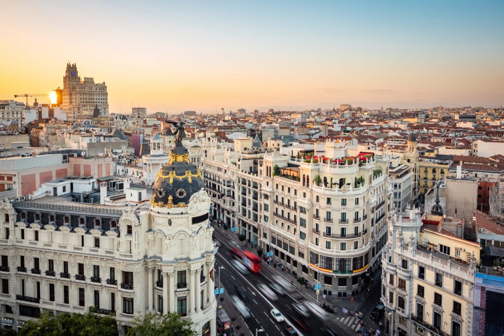 Madrid - La Gran Vìa al tramonto