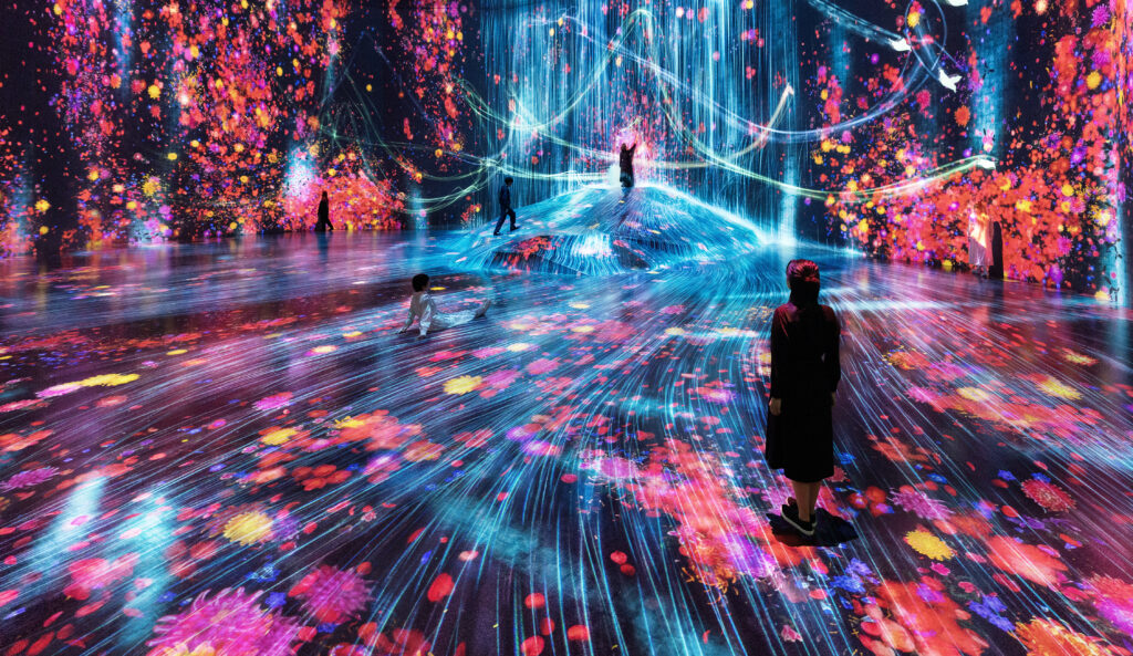 Le opere immersive di teamLab Borderless,