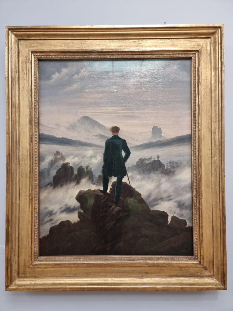 "Il viandante sul mare di nebbia" di Caspar David Friedrich