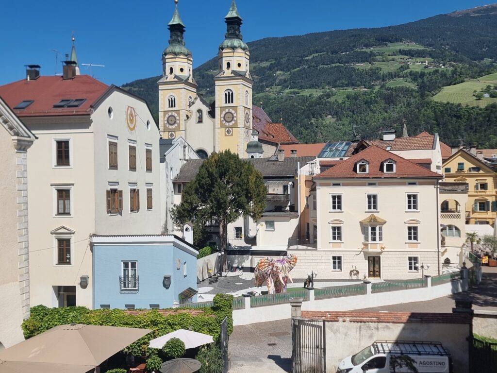 Bressanone e il Duomo sullo sfondo