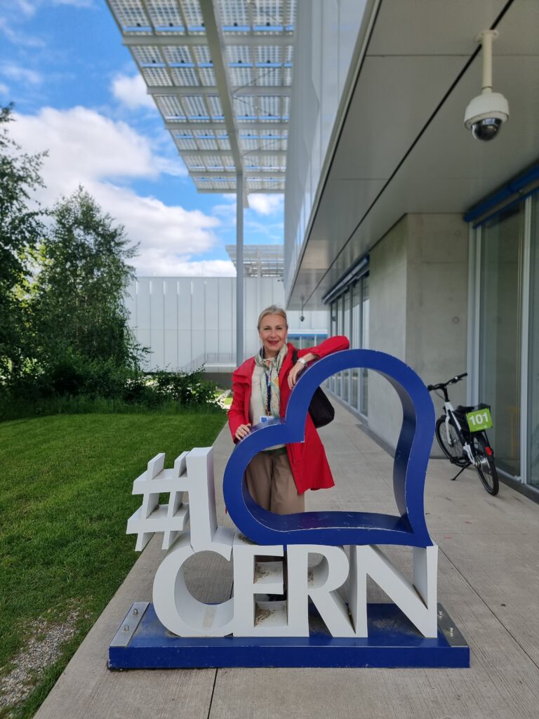 L'ingresso al Visitor Center del CERN a Ginevra
