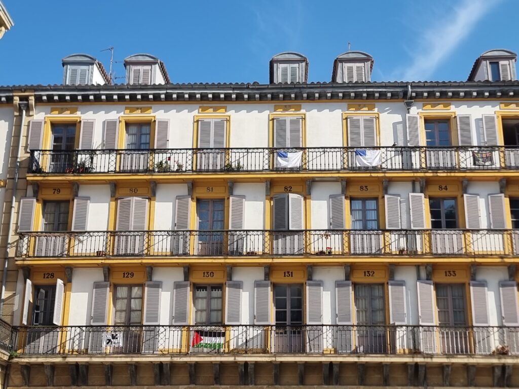 Plaza de la Constituciòn a San Sebastiàn