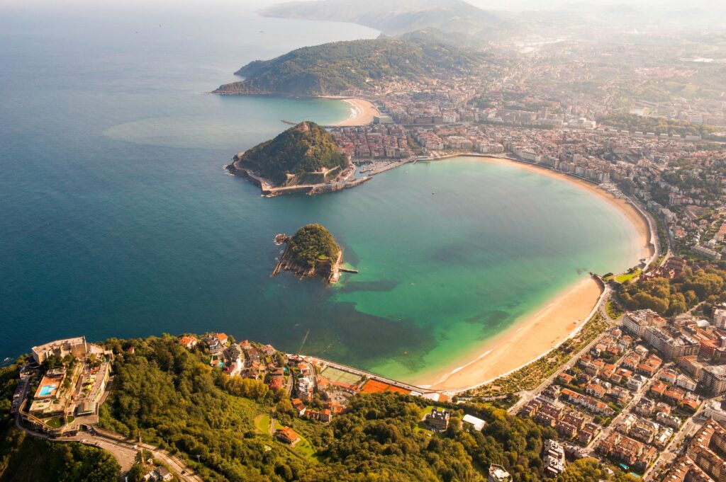 San Sebastiàn e la baia della Concha (credits Luis Peralta)